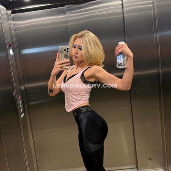 Full leaked Dead blonde private photo
