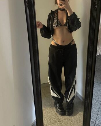 Full leaked Deadblondinka private photo