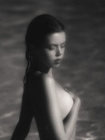Full leaked Dear mathilda  page private photo
