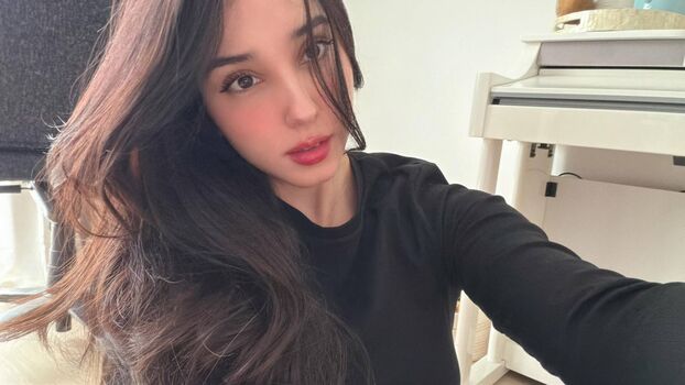Full leaked Deargia private photo