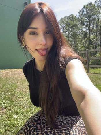 Full leaked Deargia private photo