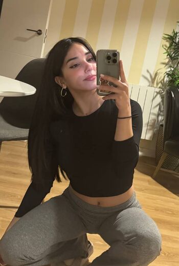 Full leaked Deargia private photo