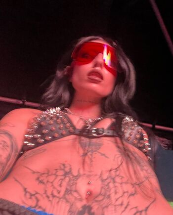 Full leaked Deathbyromy private photo