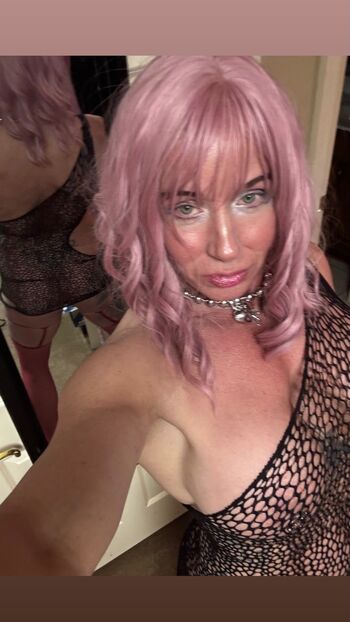 Full leaked Debbie grass page private photo