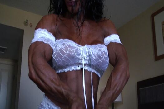 Full leaked Debbiebramwell private photo