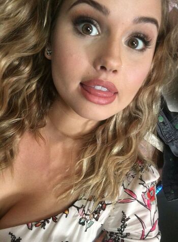 Full leaked Debby ryan private photo