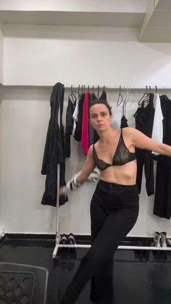 Full leaked Debora falabella private photo