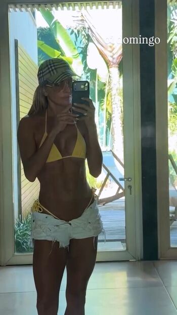 Full leaked Deborah secco private photo