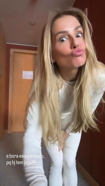 Full leaked Deborah secco  page private photo
