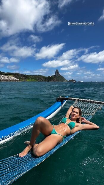 Full leaked Deborah secco page private photo