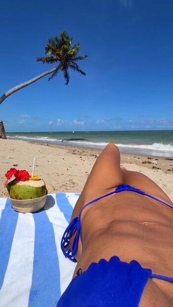 Full leaked Deborah secco private photo