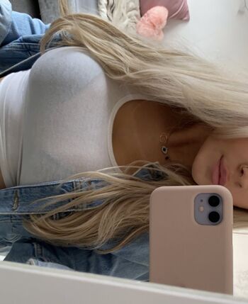 Full leaked Decadex private photo