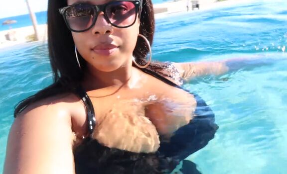 Full leaked Dee shanell private photo