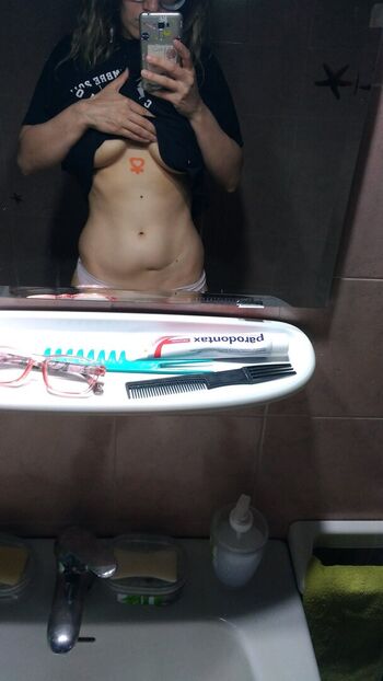 Full leaked Deedeekitsune private photo