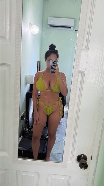 Full leaked Deeenadeeena private photo