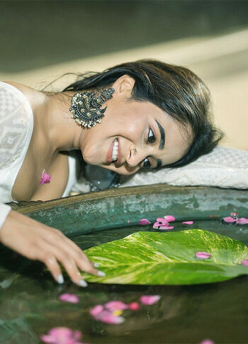 Full leaked Deepthi sunaina private photo