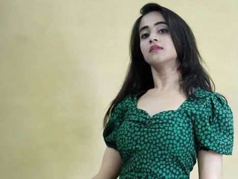 Full leaked Deepthi sunaina private photo