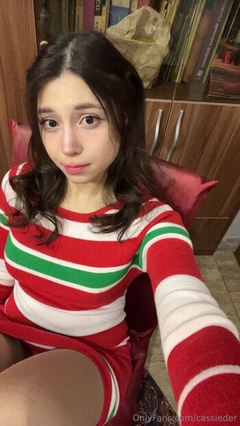 Full leaked Deercassieeee private photo