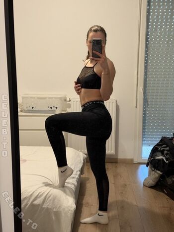 Full leaked Deesse emma private photo