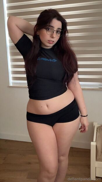 Full leaked Defiantpanda private photo