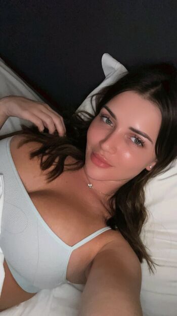 Full leaked Defidarling private photo