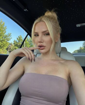 Full leaked Defne saral private photo