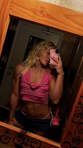 Full leaked Delia schweizer private photo