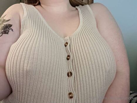 Full leaked Delilah private photo