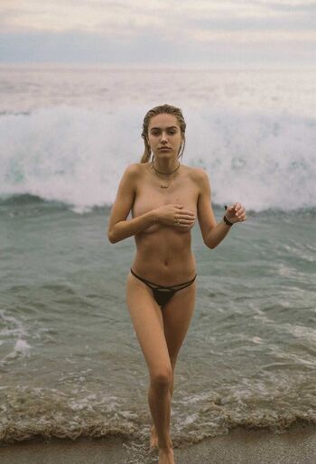 Full leaked Delilah belle private photo