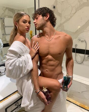 Full leaked Delilah belle private photo