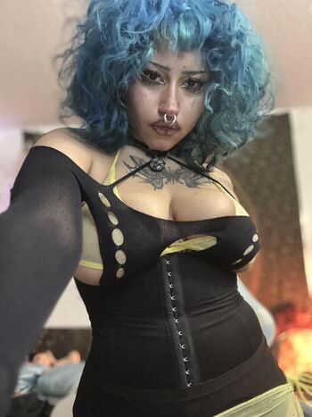 Full leaked Deluxxxeblu private photo