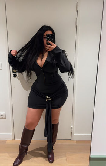 Full leaked Demande yasmine private photo