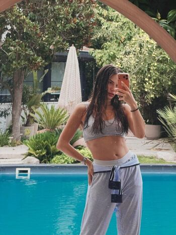Full leaked Demet ozdemir private photo
