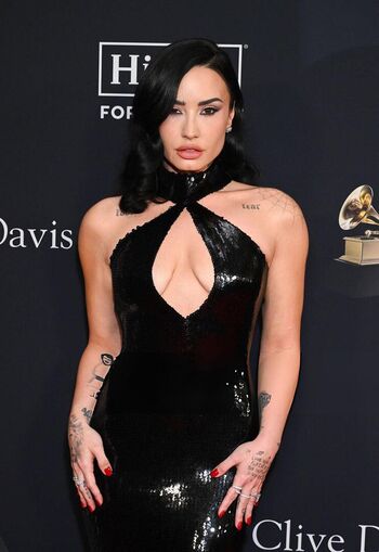 Full leaked Demi lovato page private photo