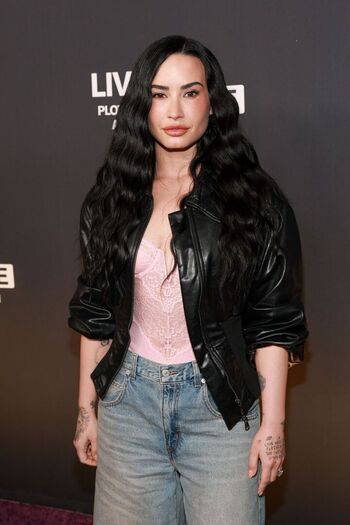 Full leaked Demi lovato page private photo