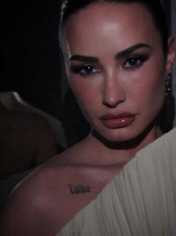 Full leaked Demi lovato page private photo