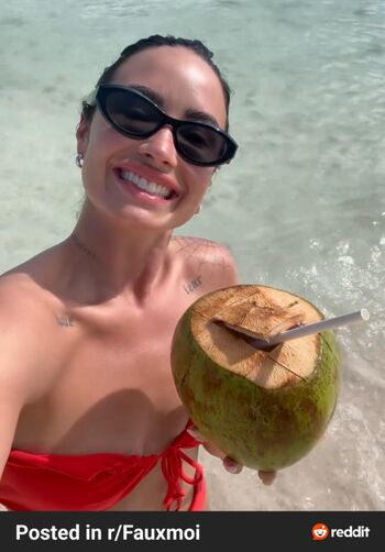 Full leaked Demi lovato private photo