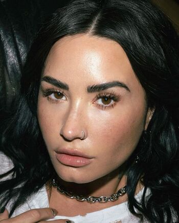 Full leaked Demi lovato private photo