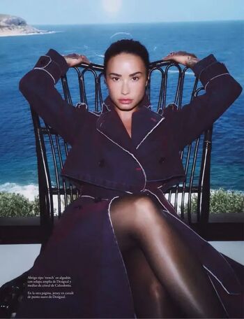 Full leaked Demi lovato private photo