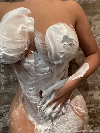 Full leaked Demi rose private photo