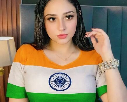 Full leaked Demieliss private photo