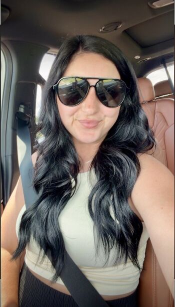 Full leaked Demii private photo