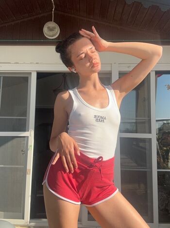 Full leaked Demiraytomris private photo