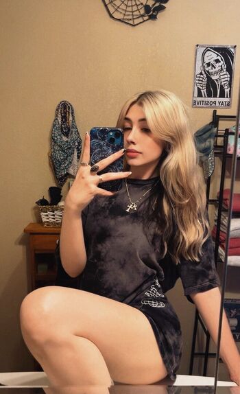 Full leaked Demonxbae private photo