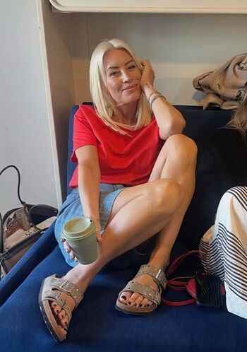 Full leaked Denise van outen private photo
