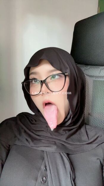 Full leaked Deraangela private photo