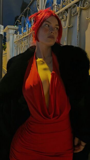 Full leaked Derya akarsu page private photo