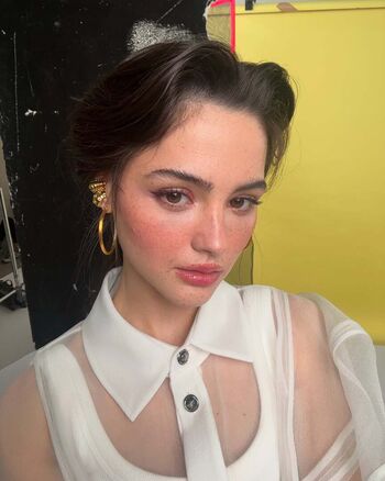 Full leaked Derya pnar ak private photo