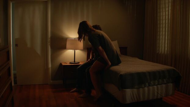 Full leaked Deschanel private photo