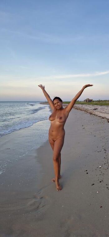 Full leaked Desertrosemay private photo
